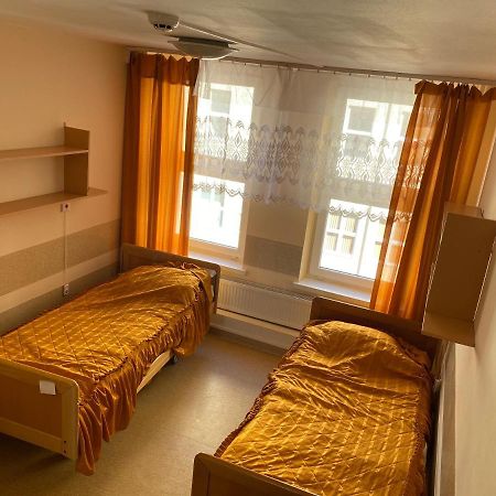 Dom Opieki Nestor Hotel Варшава Екстериор снимка
