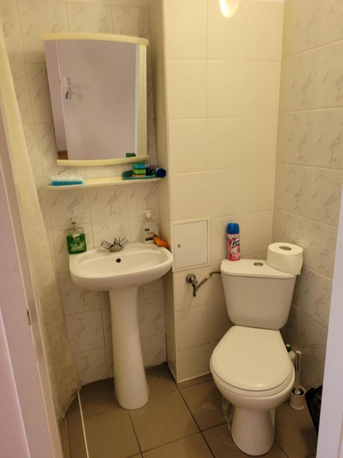 Dom Opieki Nestor Hotel Варшава Екстериор снимка